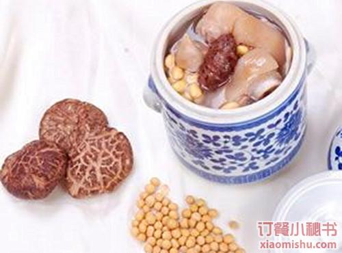 黄豆炖猪蹄 黄豆炖猪蹄