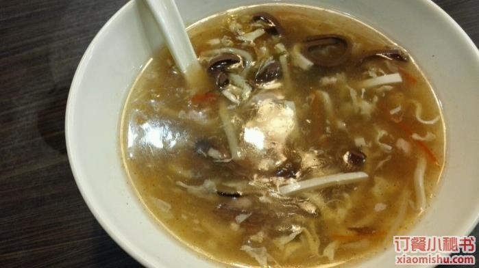 酸辣汤的做法小视频 eb693a85-77a9-4c87-bcf1-7cb50bf316bd.jpg